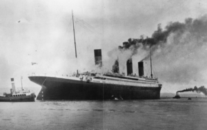 A black and white photo of the TItanic